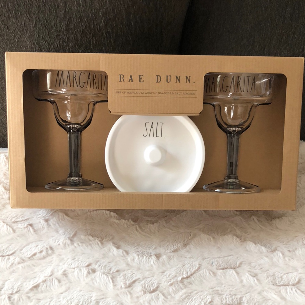 Rae Dunn Set of Margarita Acrylic Glasses with White Salt Rimmer